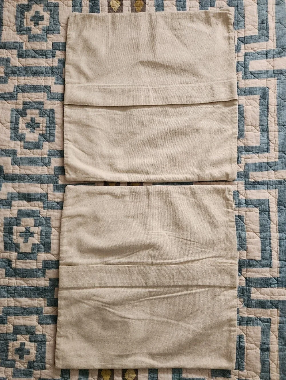 Pottery Barn 18 Inch Pillow Covers Pair